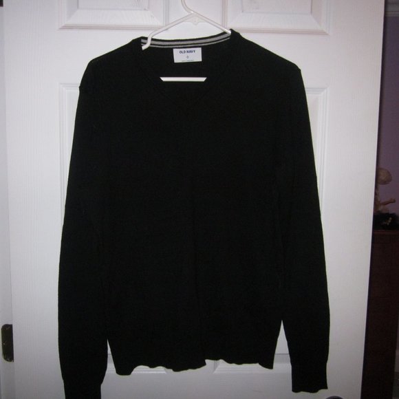 Black Sweater - Picture 3 of 5